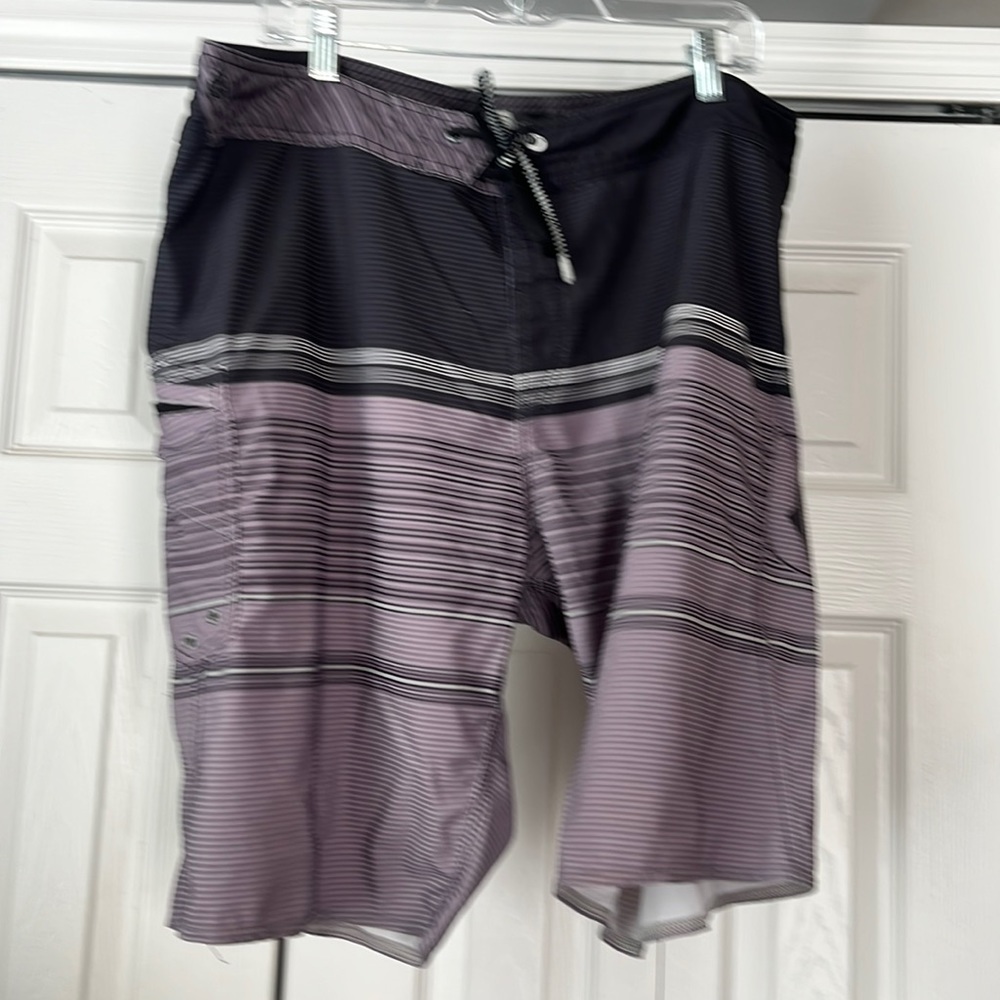 $25 Volocom Mod-Tech Men’s Board Shorts size 38